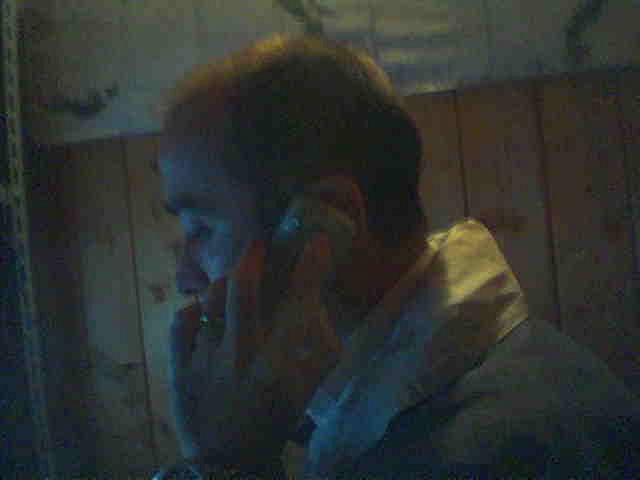 Stefano al telefono con l'osservatorio di Asiago