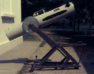 Telescopio di Dario Bonazza visto lateralmente
